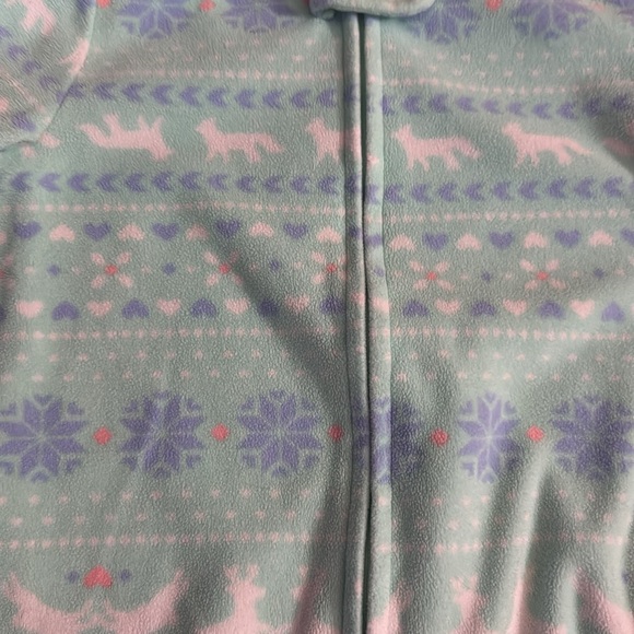 Carter’s PJS - Picture 8 of 8